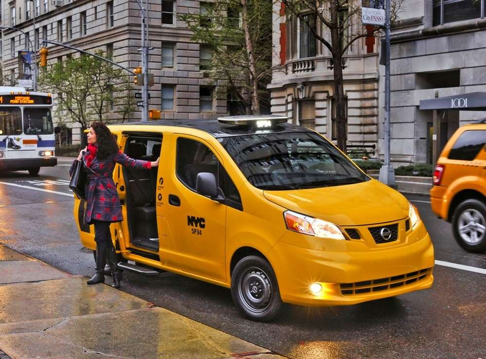 Nissan покажет в Нью-Йорке новое «желтое» такси