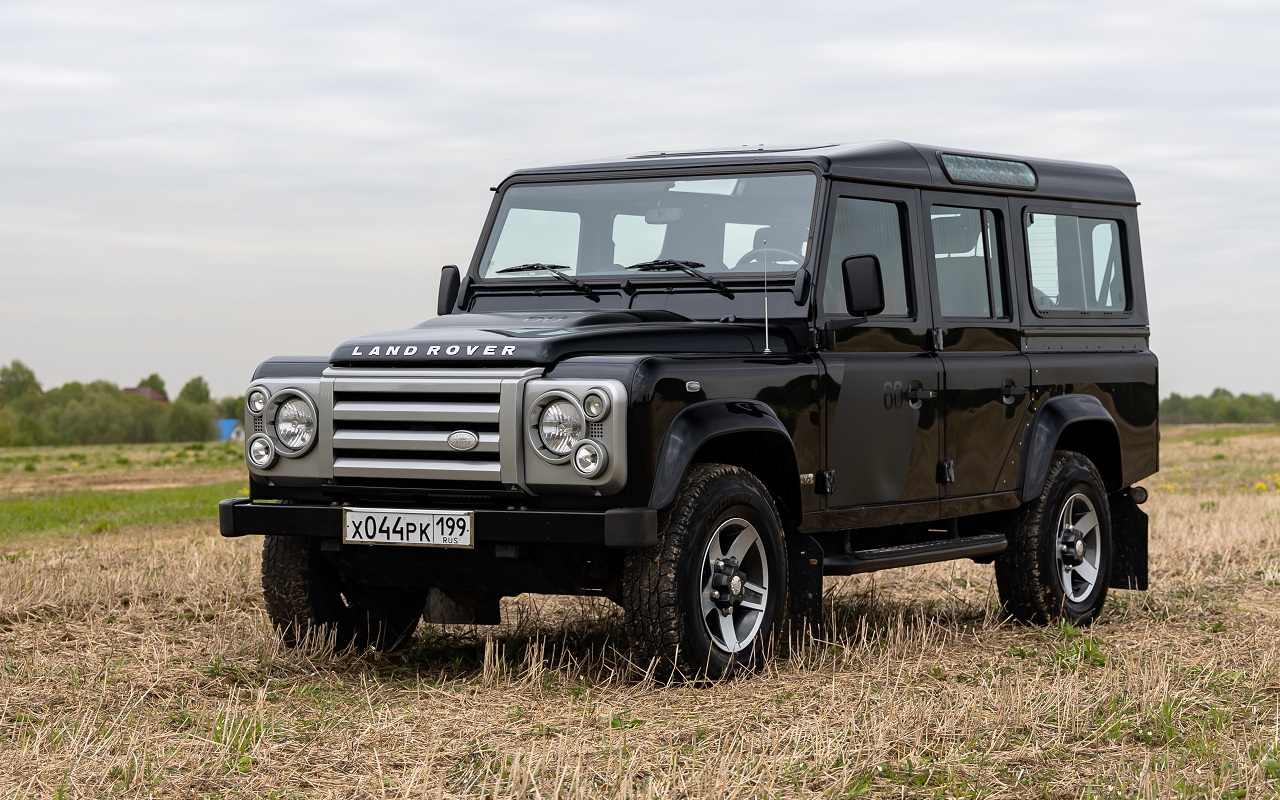 Новый Land Rover Defender: он больше не рамный!