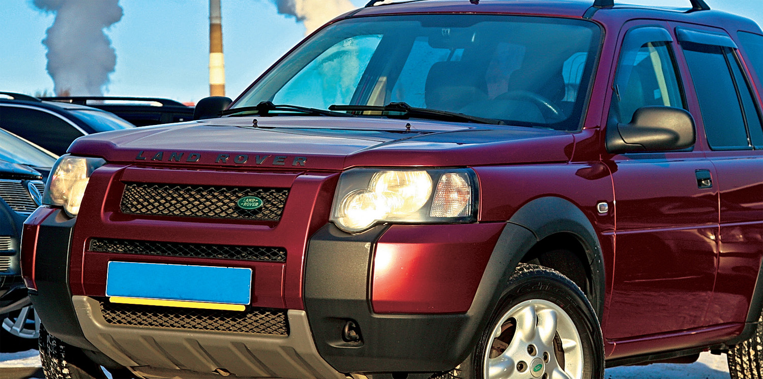 Nissan X-Trail, Mitsubishi Outlander, Land Rover Freelander: глава семьи