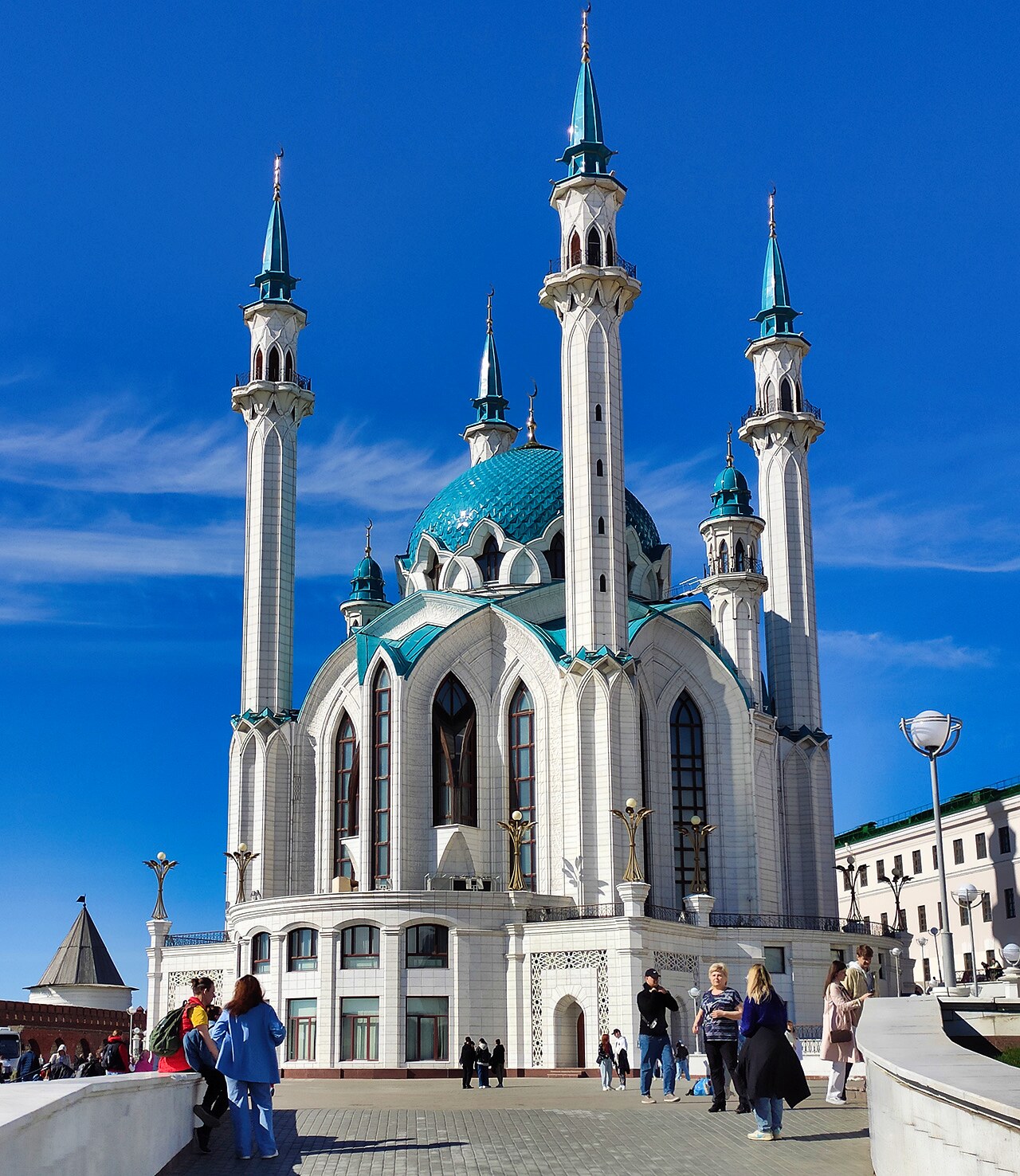 На машине в Казань — в гости к Барсу и Зиланту