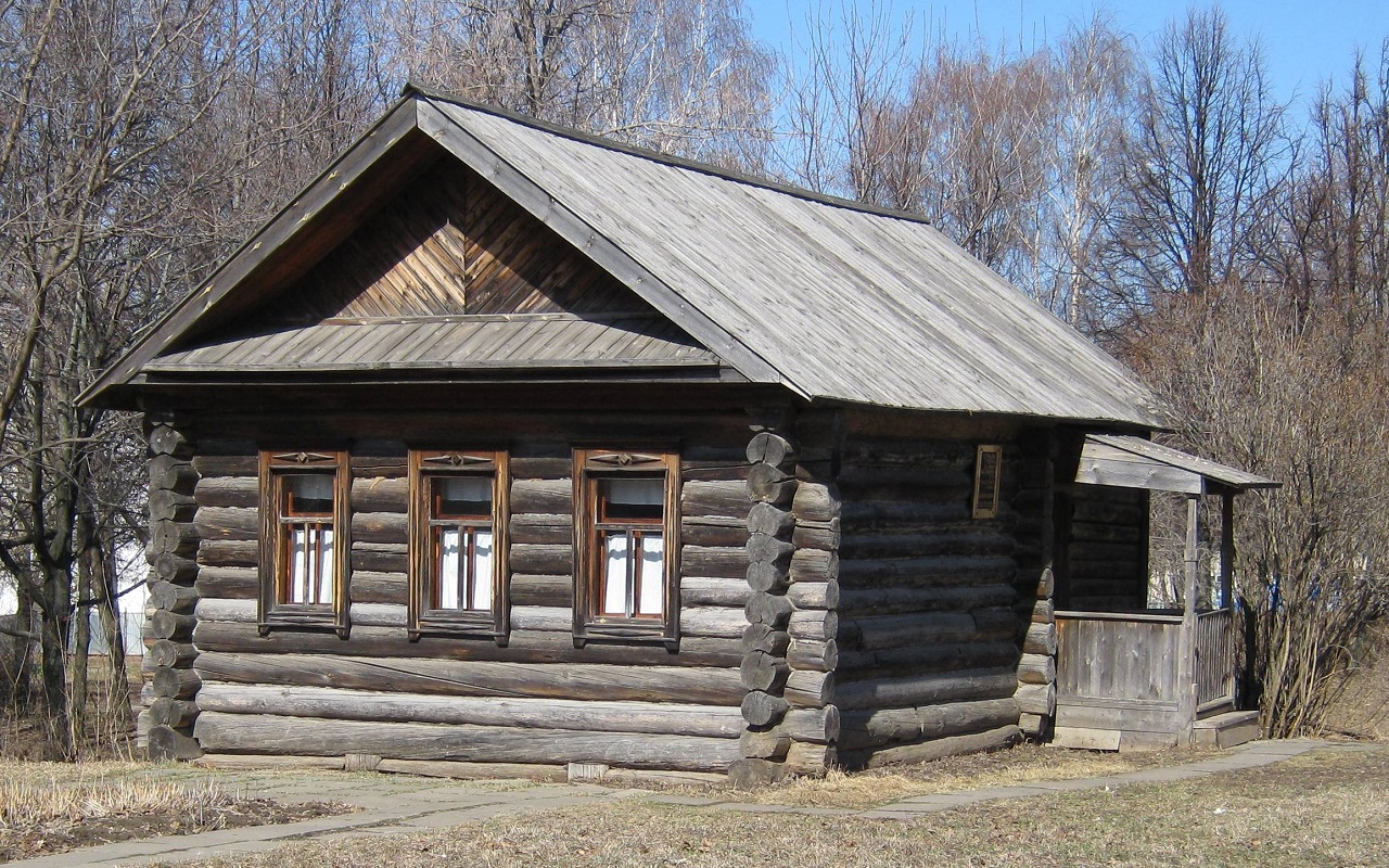 На выходные в Чебоксары — на родину Чапаева, за тракторами и вышивками