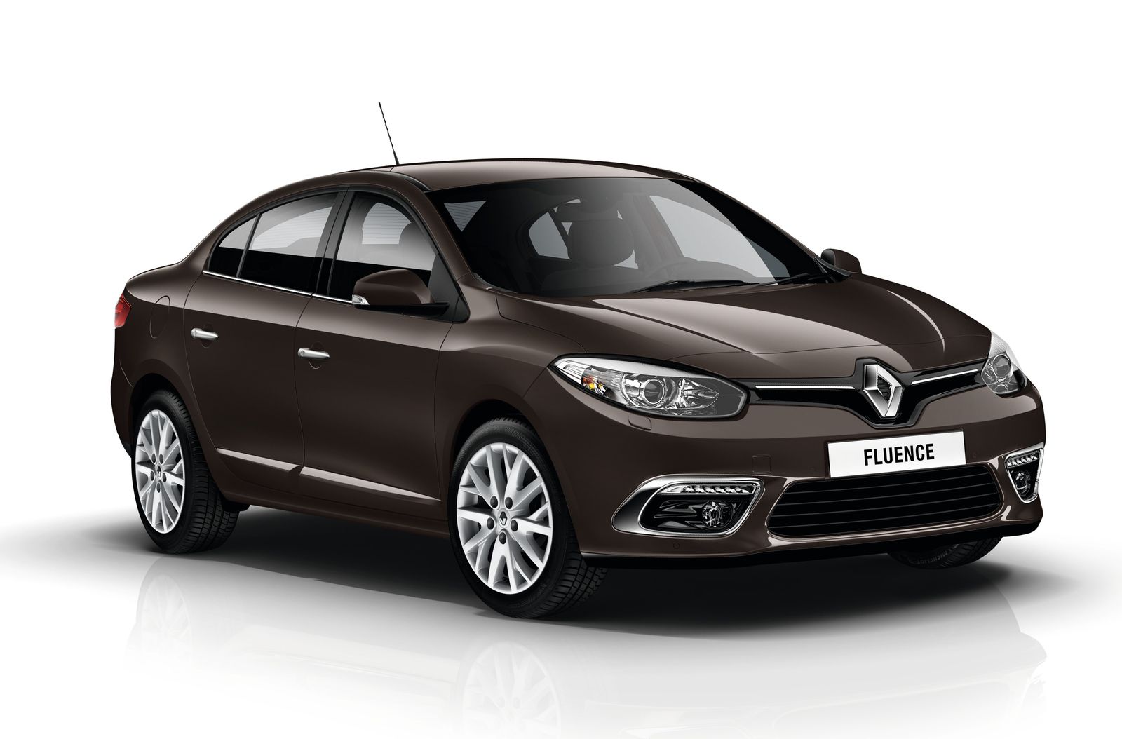 Автомобиль Renault Fluence: новости, обзор, машина Рено Флуенс — разные  поколения, характеристики, комплектации Renault Fluence — сайт За рулем  www.zr.ru