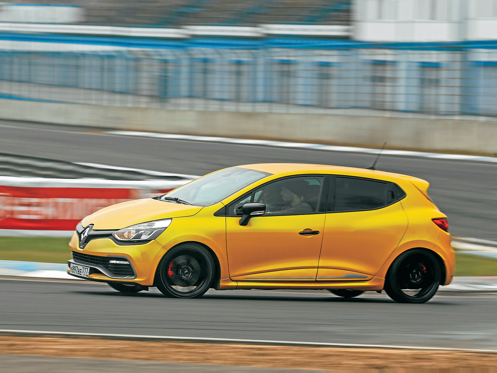 Тест-драйвы Renault Clio (Рено Клио) от «За рулем»