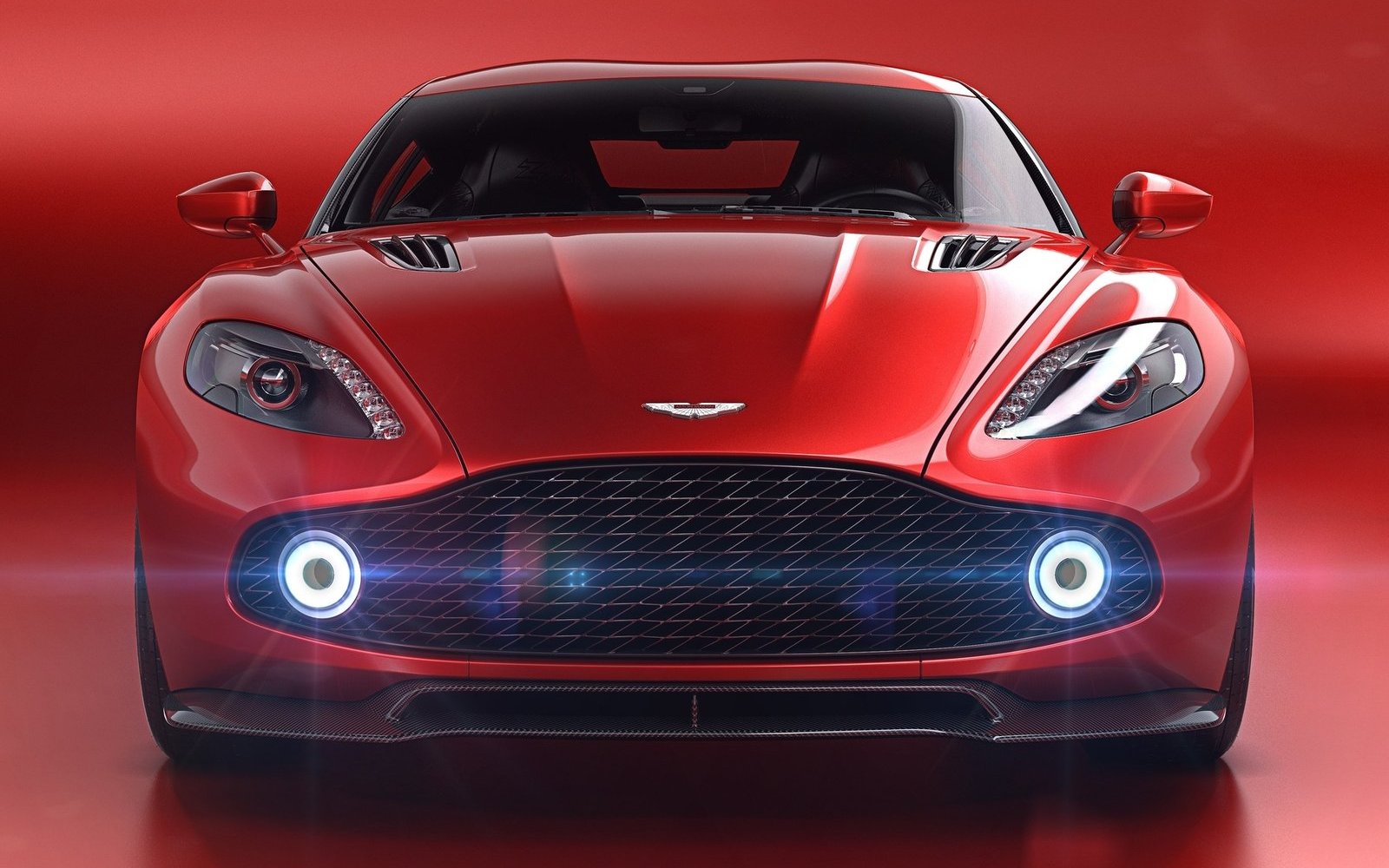 Aston Martin Vanquish Zagato: карбоновый шедевр от итальянского мастера