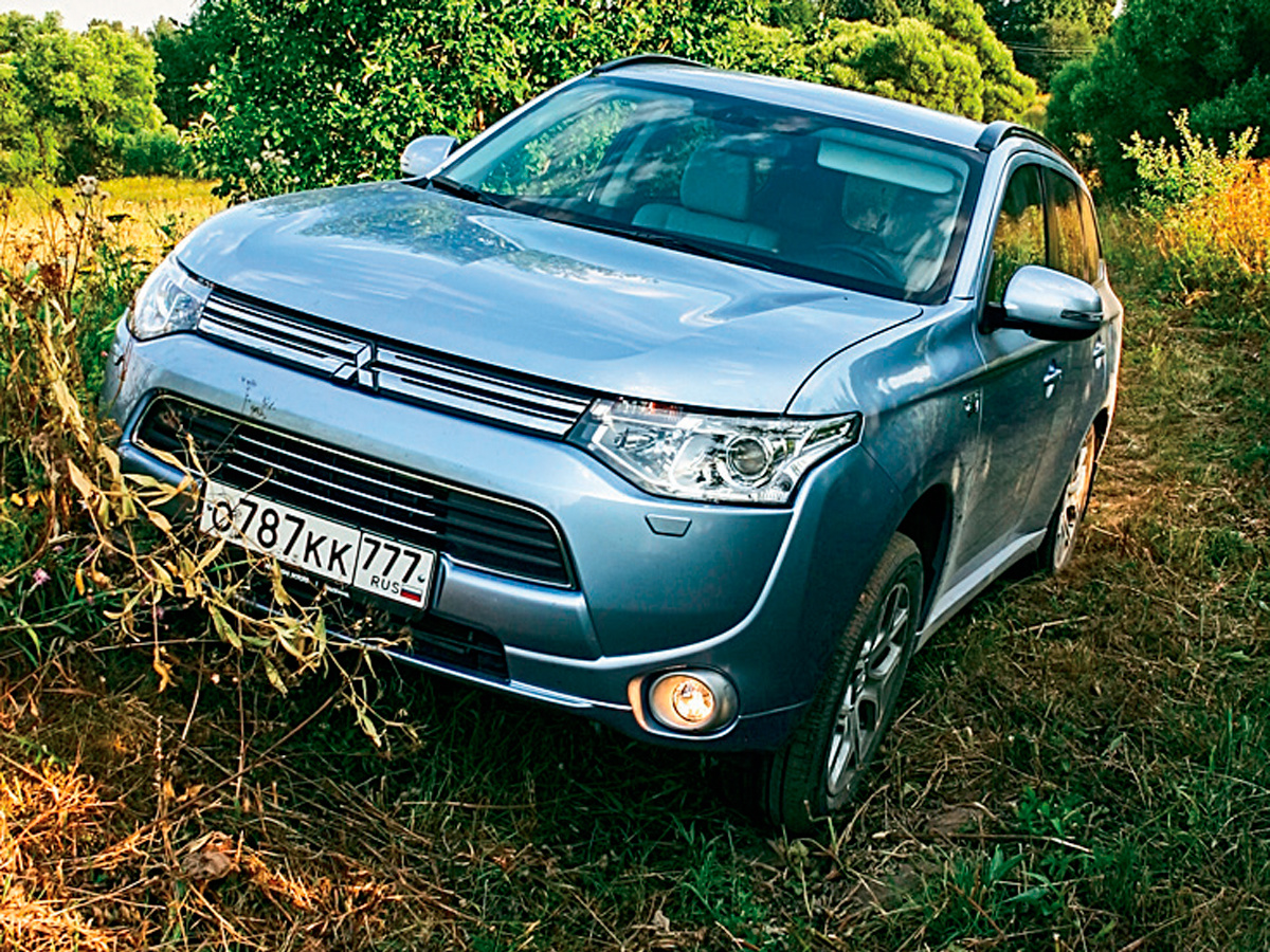 Тест Mitsubishi Outlander PHEV: как японцы ГОЭЛРО выполняют