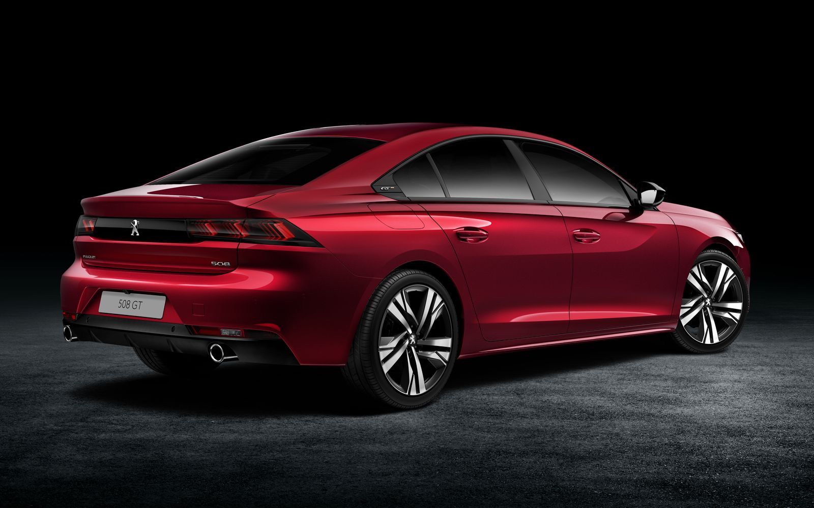 Новый Peugeot 508: он хочет конкурировать с немцами. Но чем?