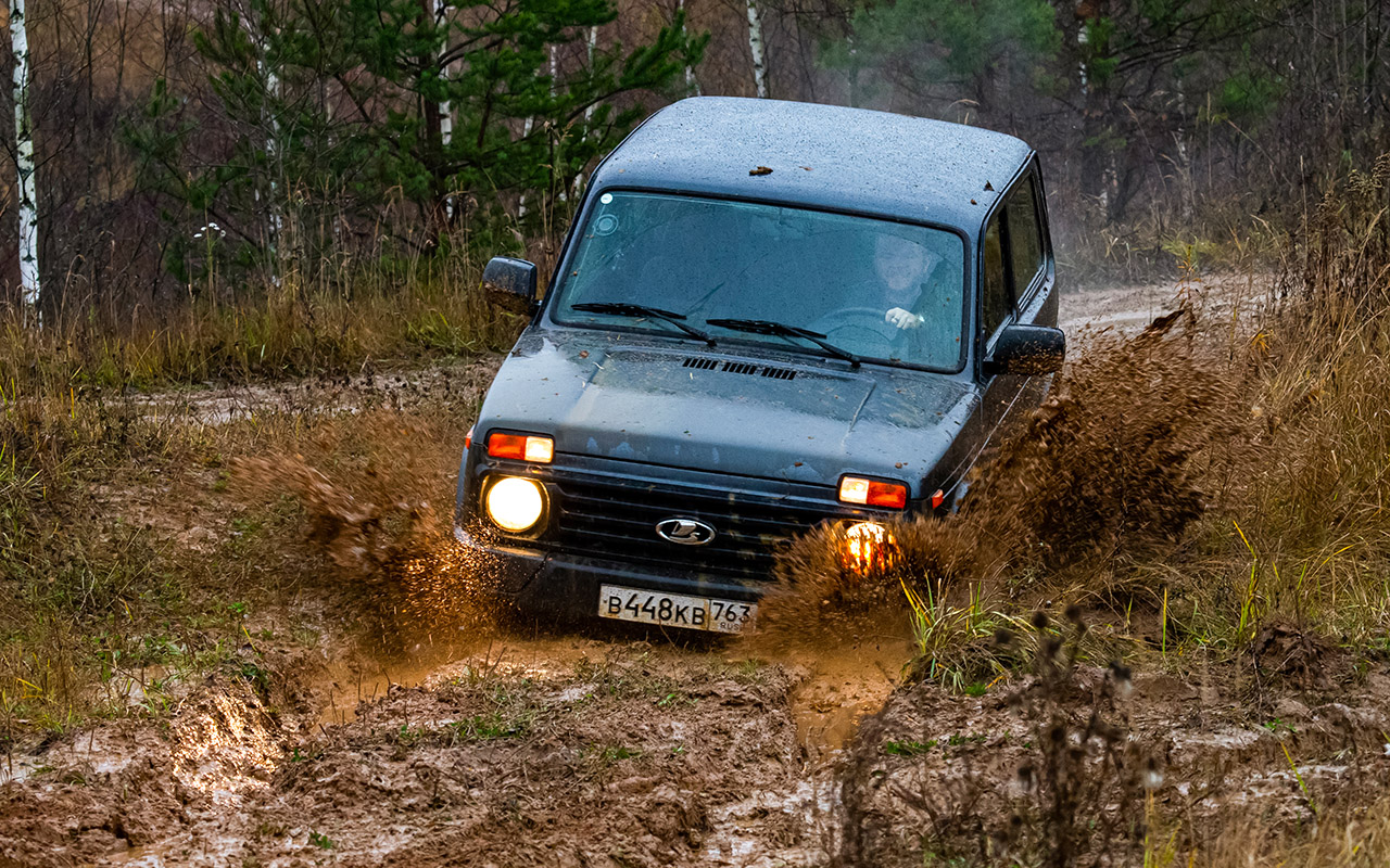 Тест-драйв легенд бездорожья: Lada 4x4, Suzuki Jimny, Jeep Wrangler