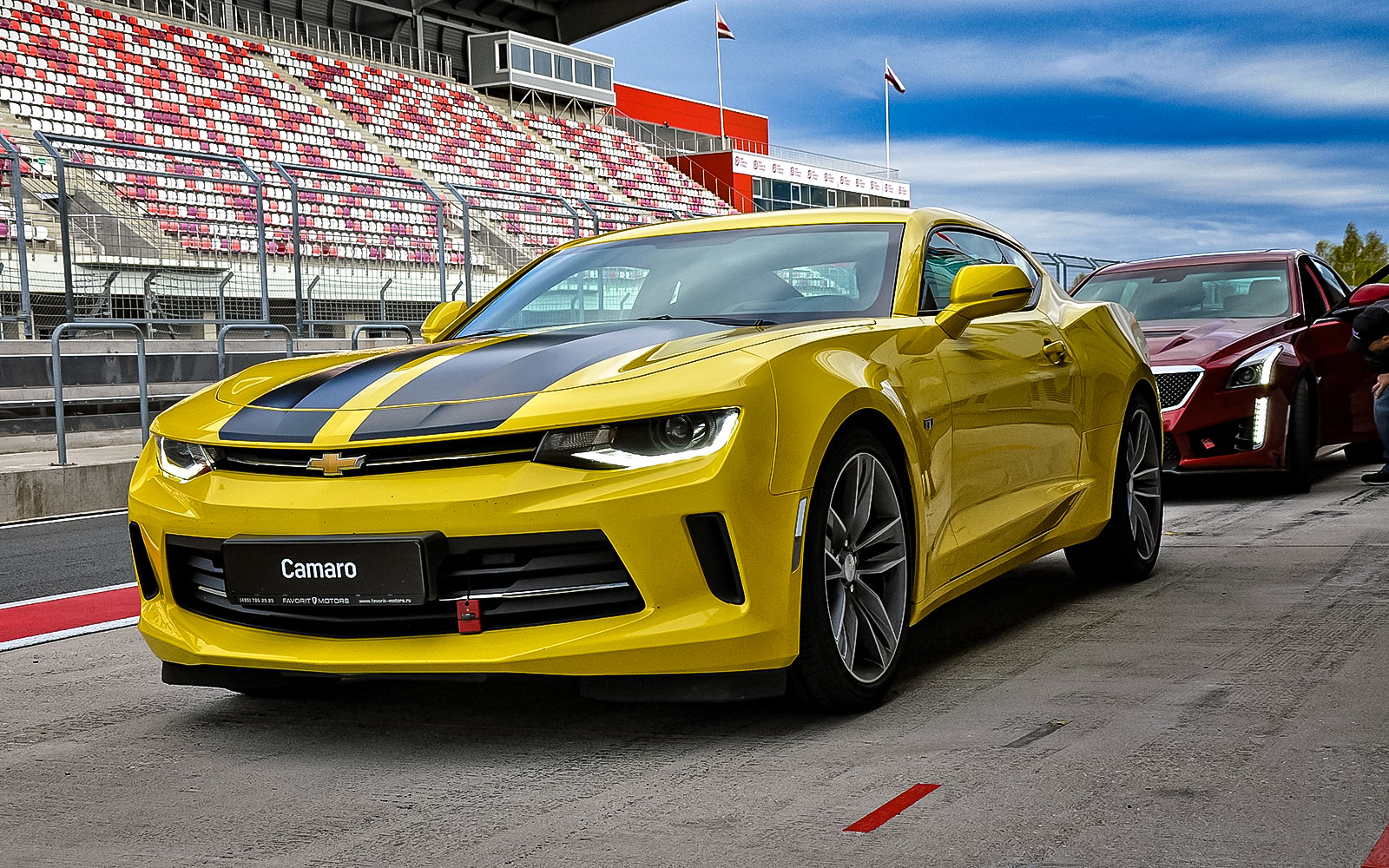 Автомобиль Chevrolet Camaro: новости, обзор, машина Шевроле Камаро — разные  поколения, комплектации, характеристики Chevrolet Camaro — сайт За рулем  www.zr.ru