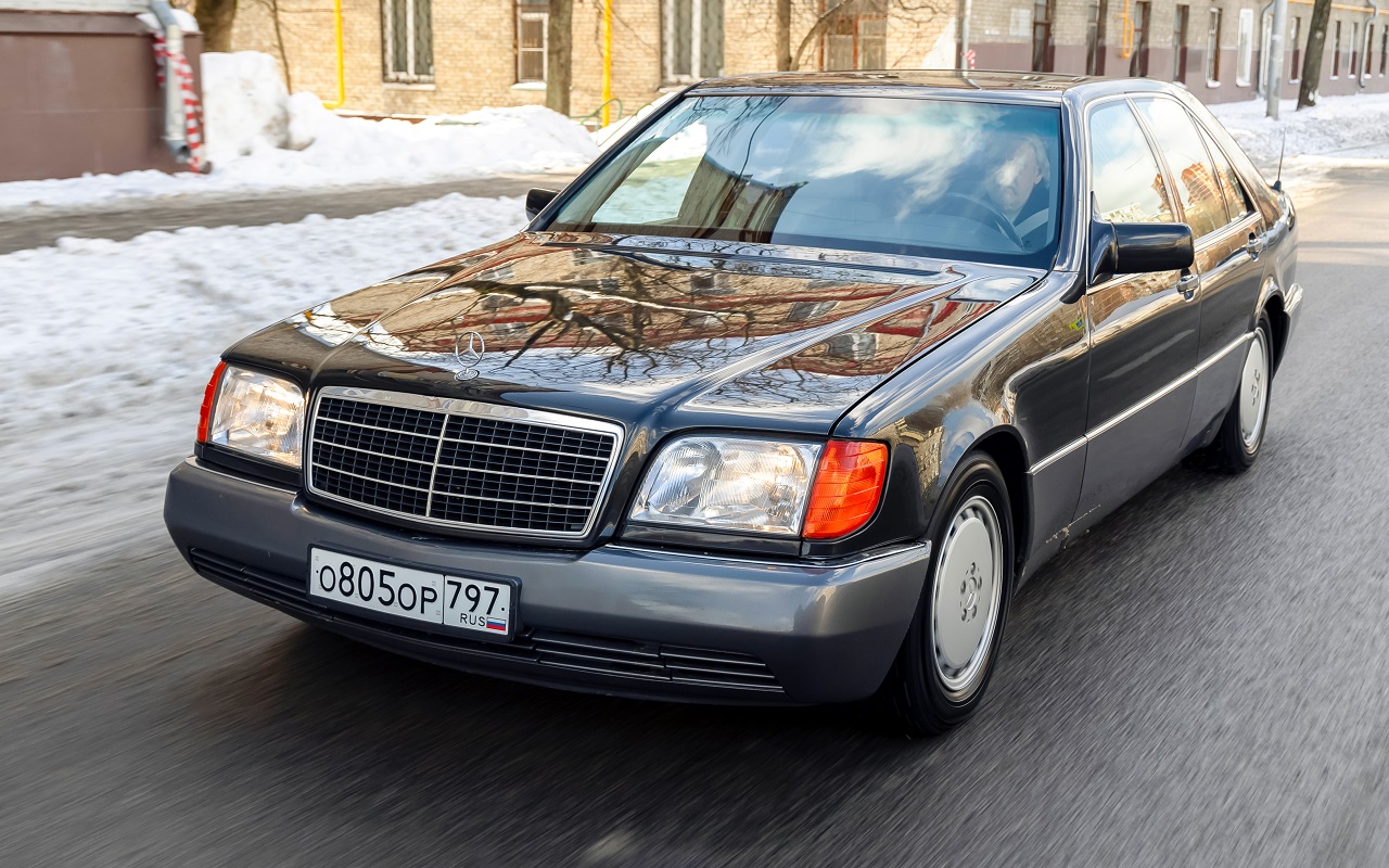 Неправильный S-Class? Мы поездили на самом дешевом Mercedes W140