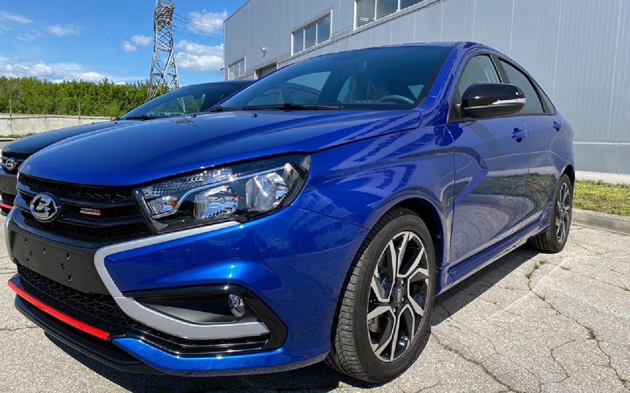 Новые цвета Lada Vesta Sport: «дайвинг» и «маэстро»