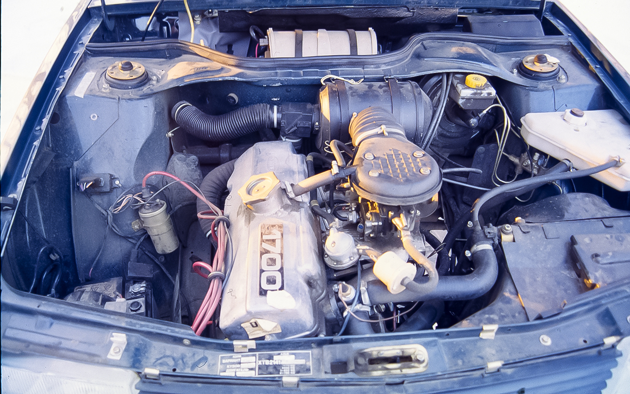 Подушка двигателя от BMW 3 (E30) на Москвич 