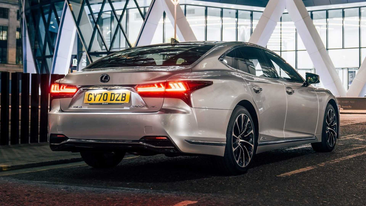 UK, CT, LX… – что на самом деле означают буквы Lexus