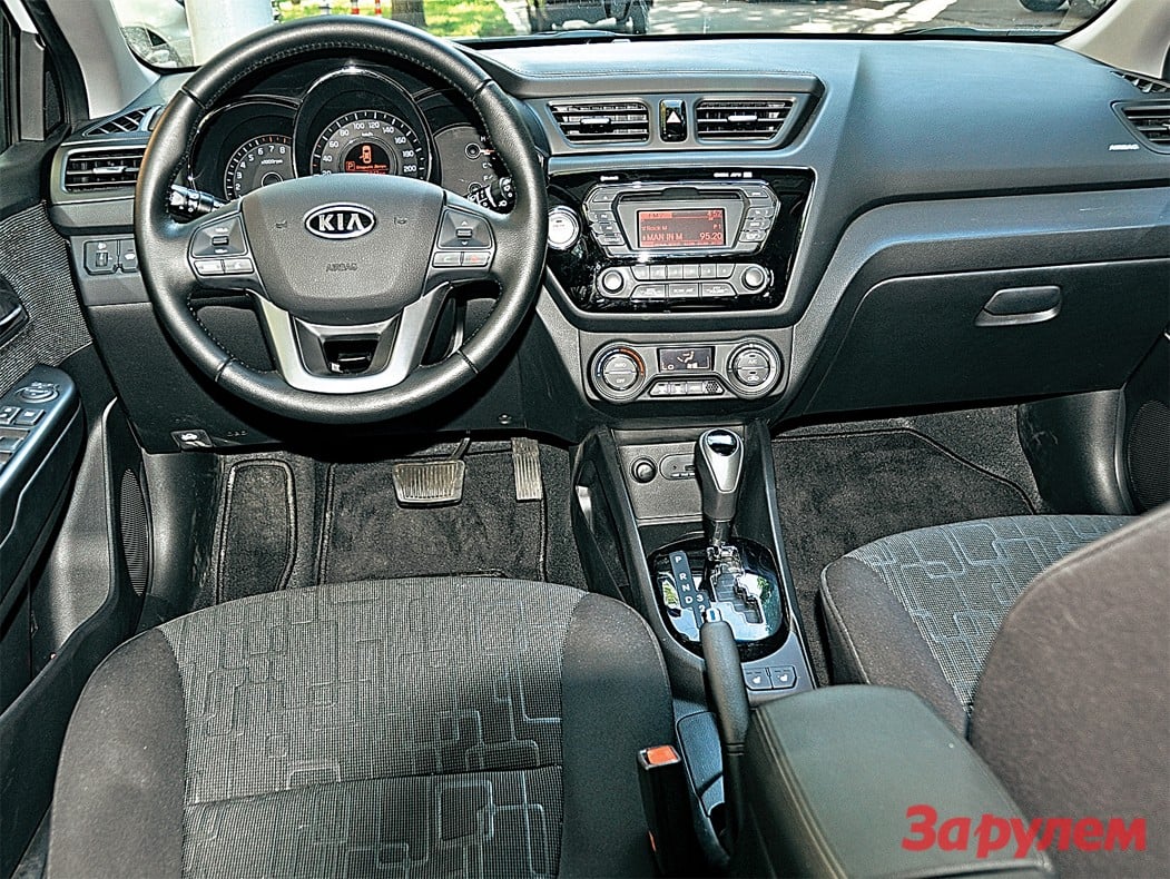 Сравниваем KIA Rio с предшественником