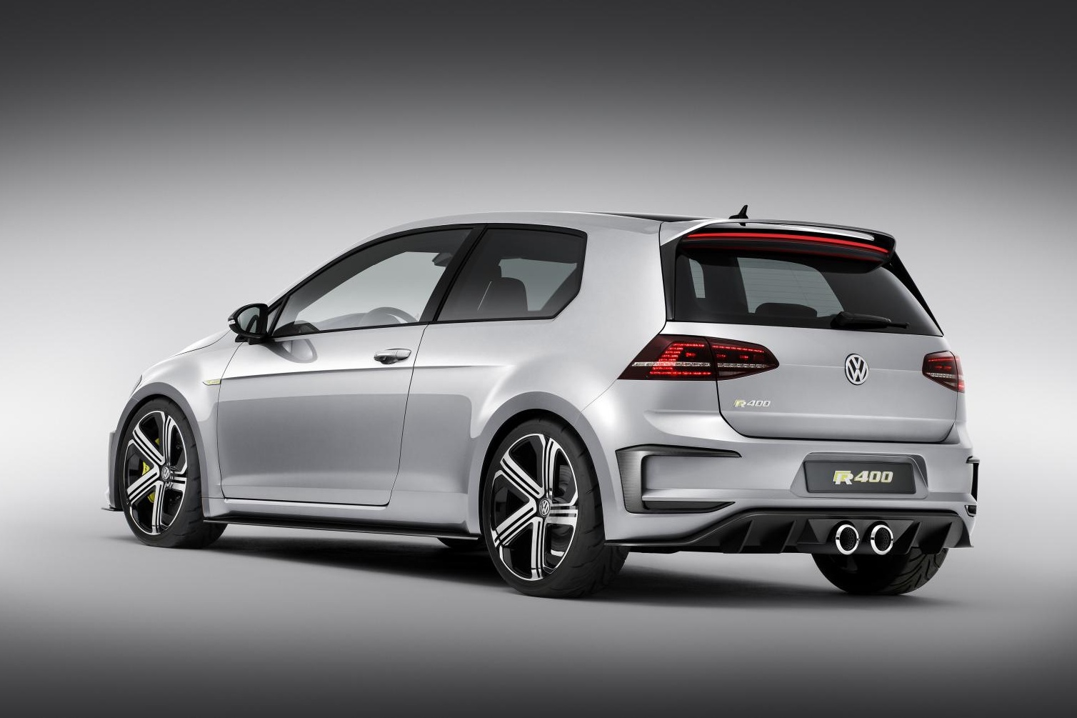 VW Golf предложит 400 «лошадей», недорого