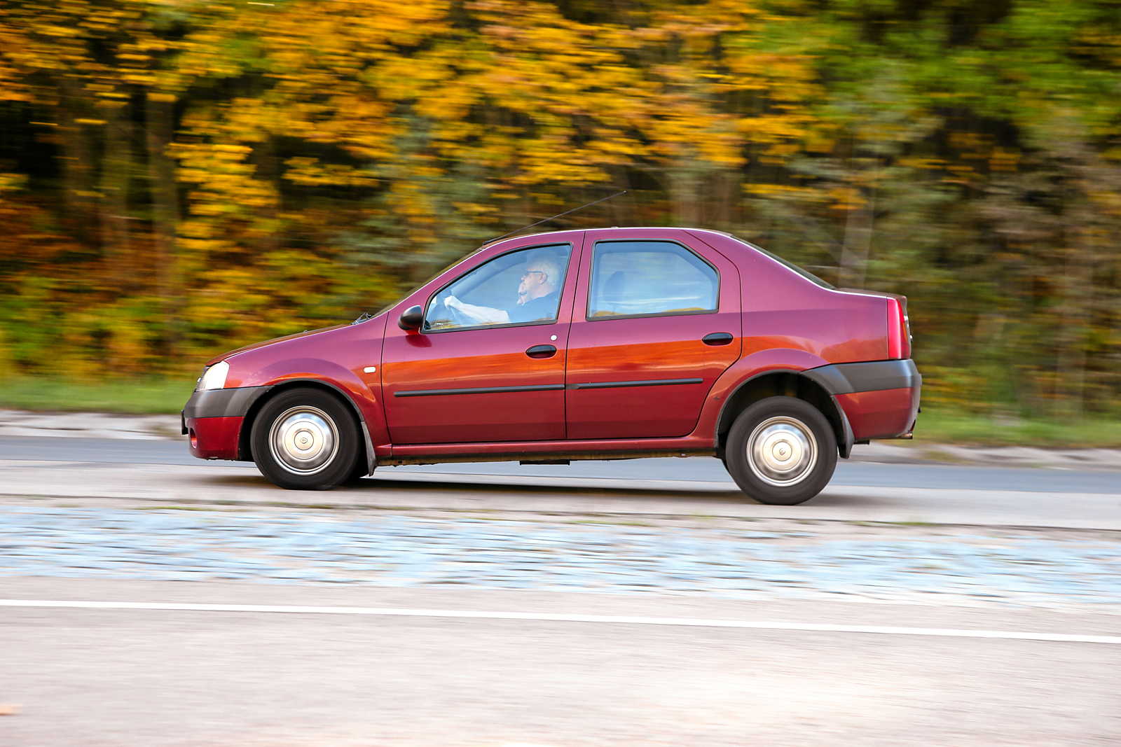 Ищем хорошие и недорогие тормозные колодки для Renault Logan/Sandero