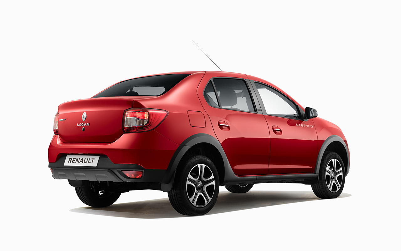 Renault Logan Stepway: читатель подсчитал плюсы и минусы