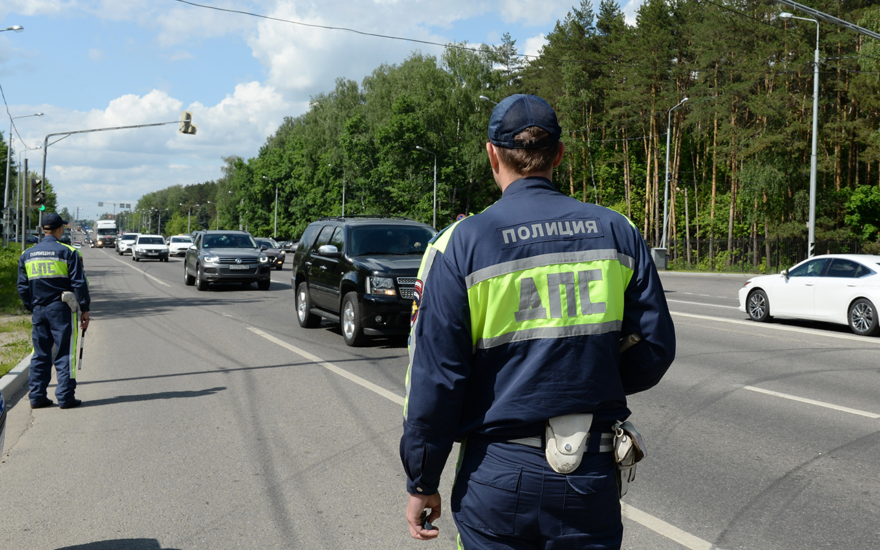 Полицейским разрешат вскрывать автомобили — как это будет?