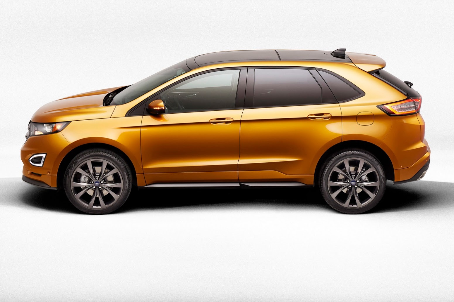 Новый Ford Edge, минивэн FAW и другие утечки из Китая — Авторевю