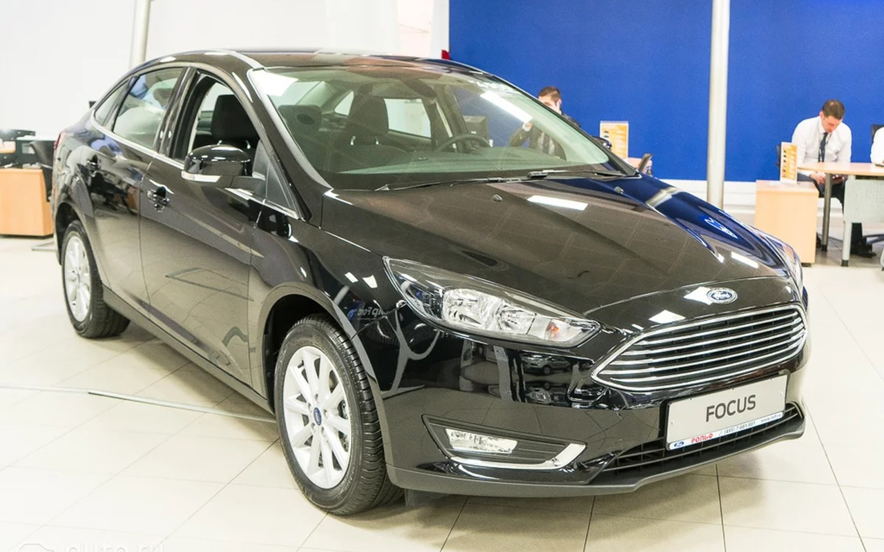 Новый Focus или подержанный Mondeo: выбираем Ford