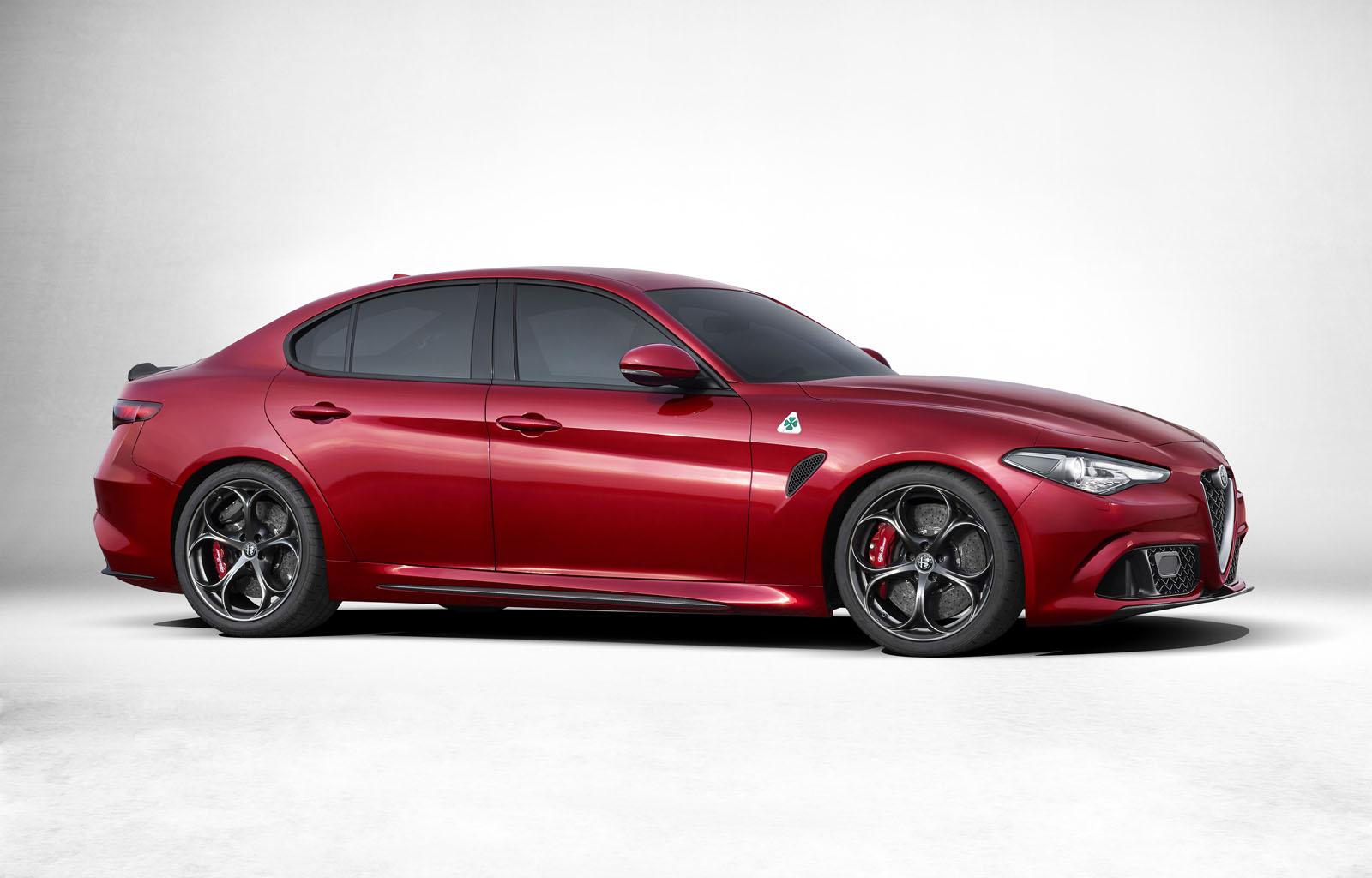 Alfa Romeo Giulia наконец-то рассекречена (ФОТО, ВИДЕО)