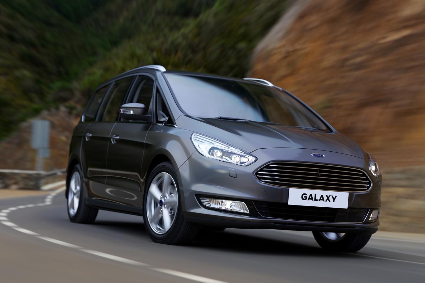 Автомобиль Ford Galaxy: обзор, новости, машина Форд Гэлакси — комплектации,  разные поколения, характеристики Ford Galaxy — сайт За рулем www.zr.ru