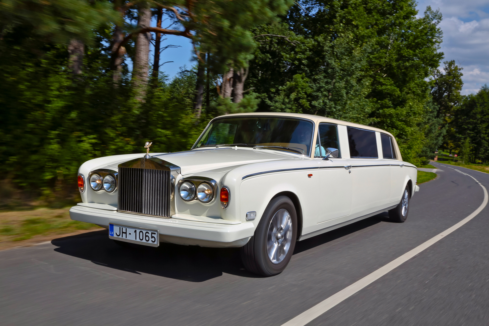 Растянутый Rolls-Royce Silver Shadow: в духе экстаза