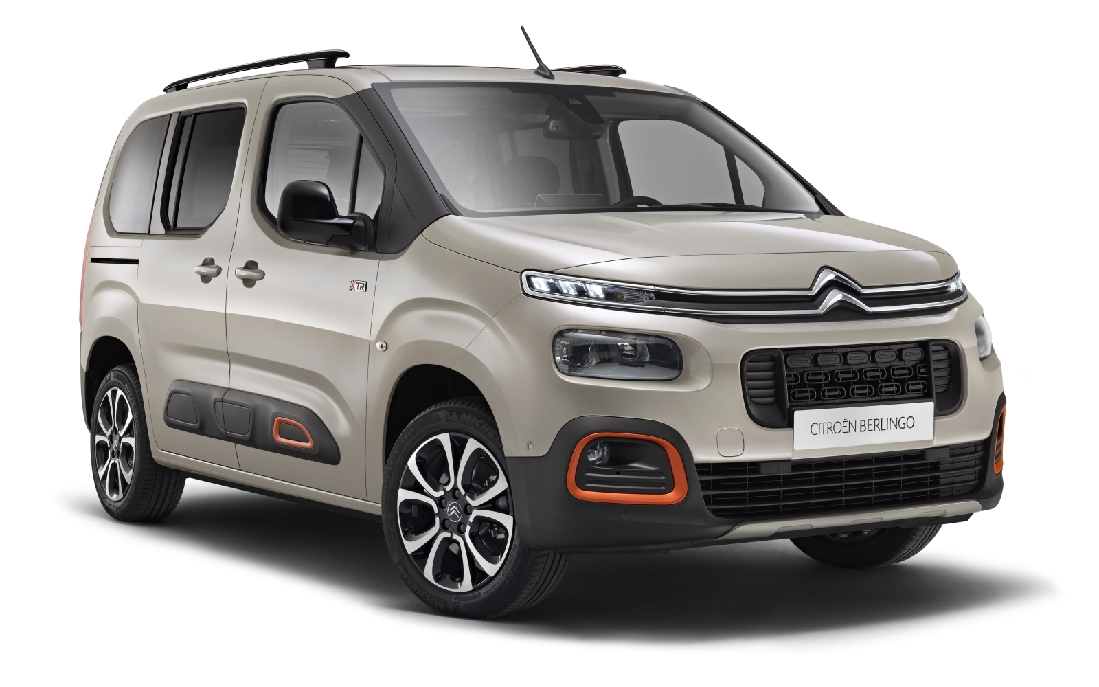 Автомобиль Citroen Berlingo: новости, обзор, машина Ситроен Берлинго —  разные поколения, комплектации, характеристики Citroen Berlingo — сайт За  рулем www.zr.ru