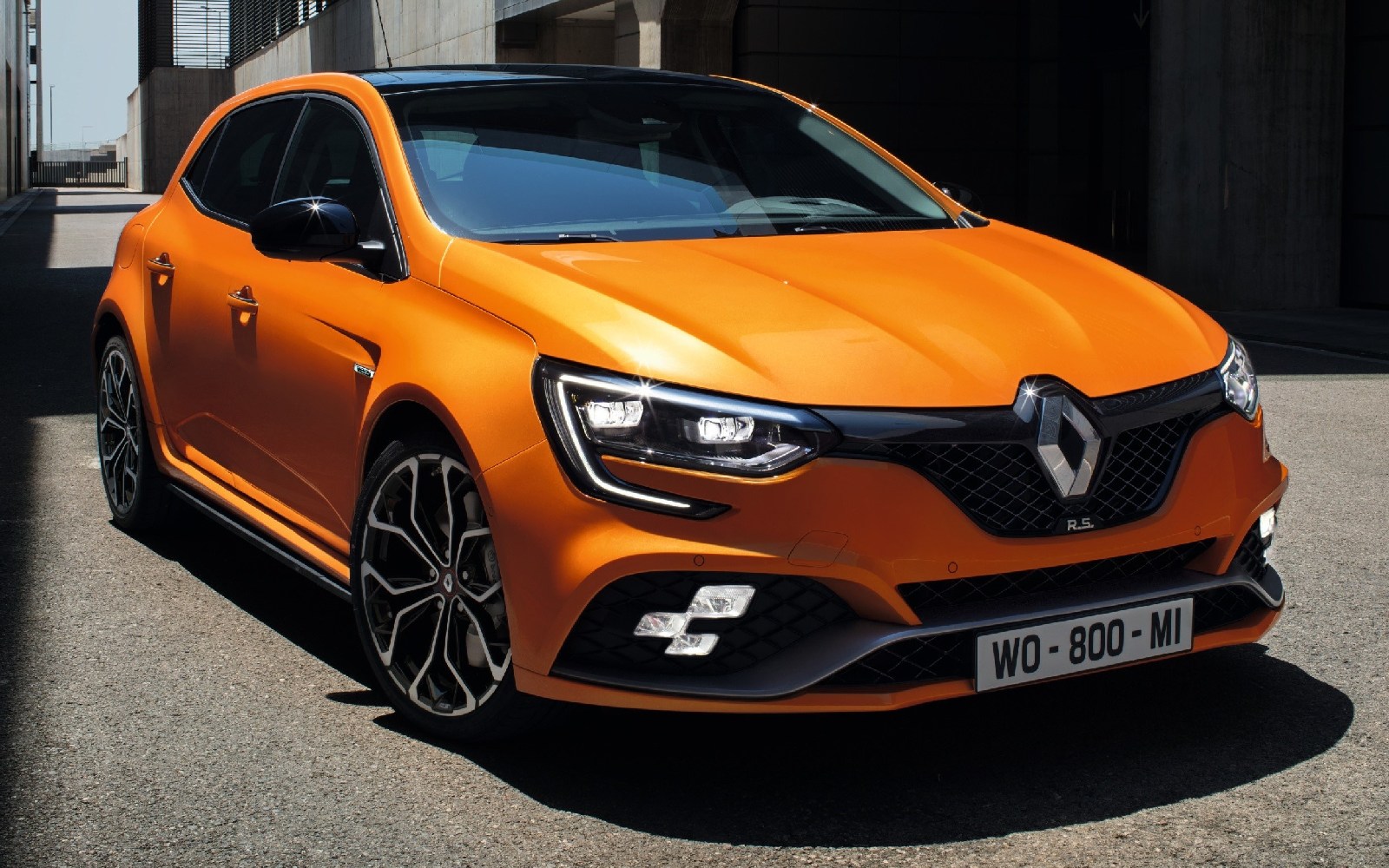 Автомобиль Renault Megane: обзор, новости, машина Рено Меган —  комплектации, характеристики, разные поколения Renault Megane — сайт За  рулем www.zr.ru