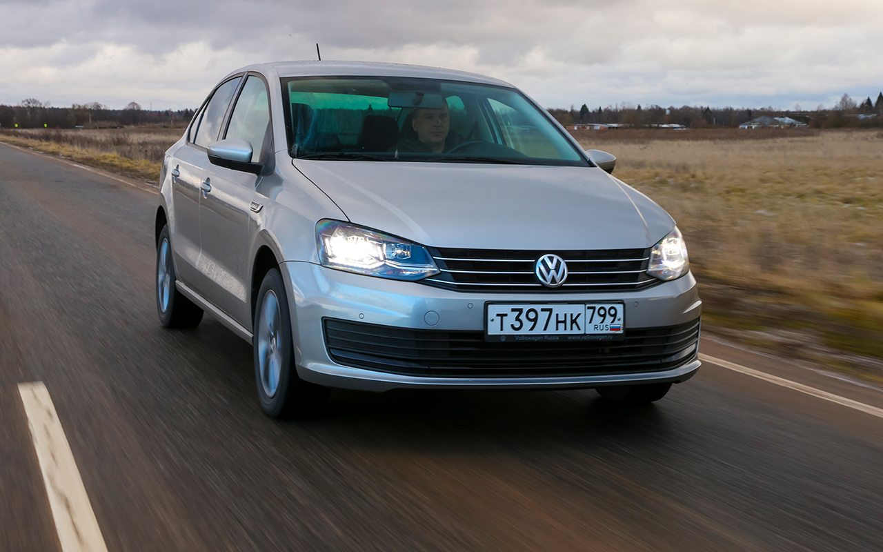 Какой VW Polo выбрать: седан или новый лифтбек?